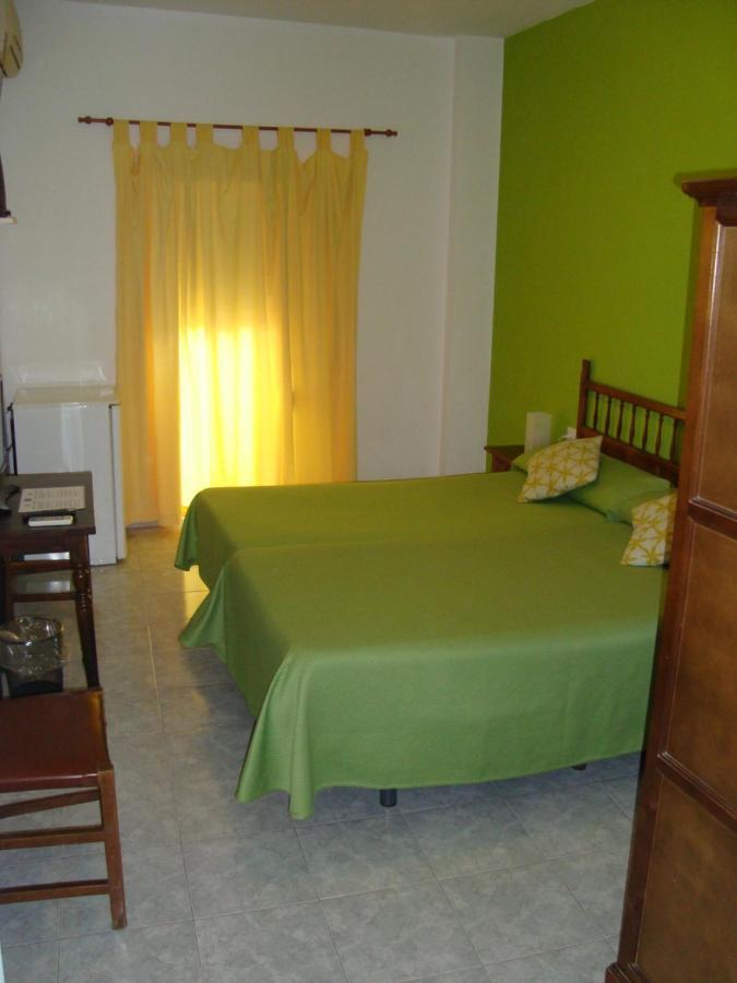 Hostal Duran Alora Exterior photo